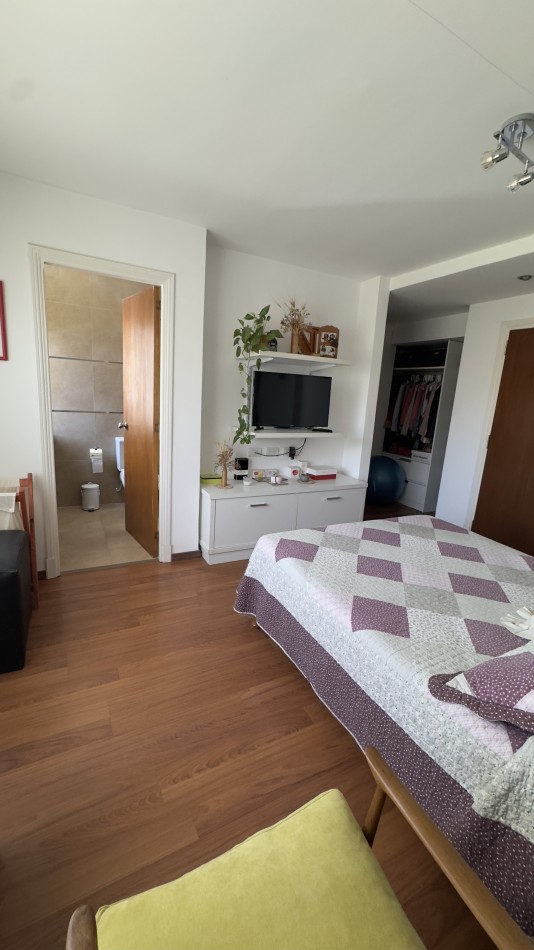 CHALET 5 AMB CON PARQUE Y QUINCHO - LOTE 10X33 - ZONA STELLA MARIS