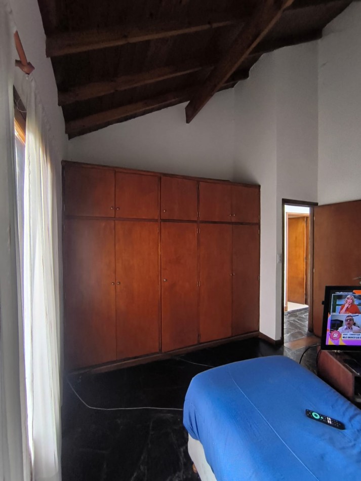 CHALET 5 AMBIENTES 