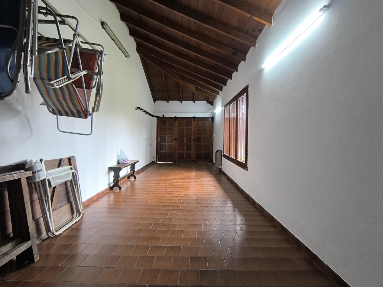 CHALET 5 AMBIENTES 