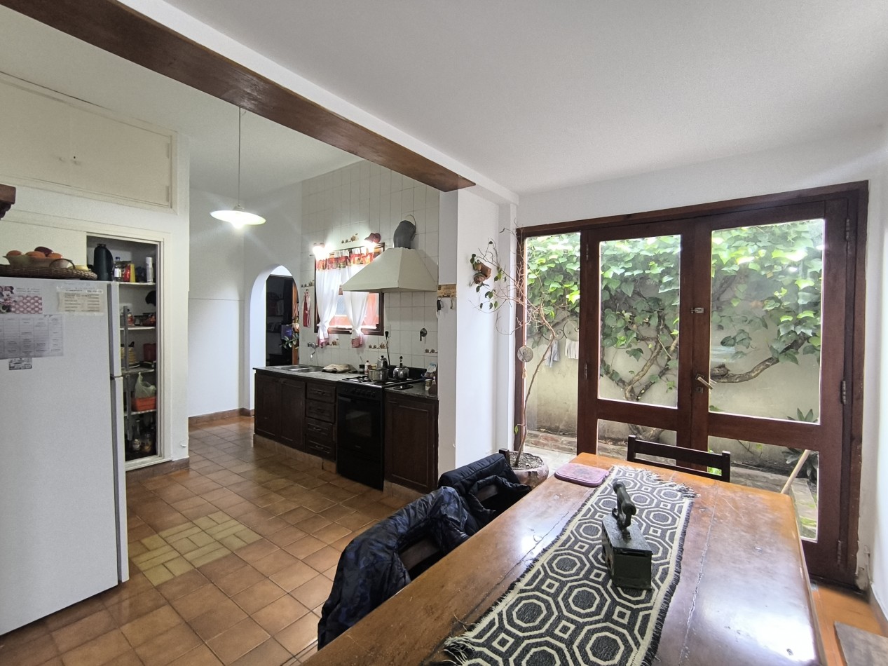 CHALET 5 AMBIENTES 