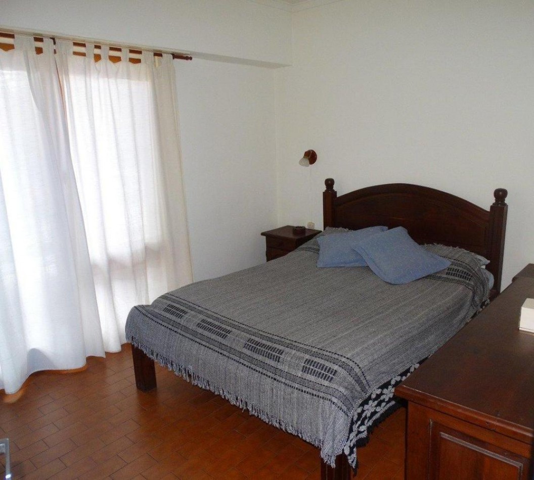 DEPARTAMENTO 3 AMBIENTES A LA CALLE BALCON Y PATIO