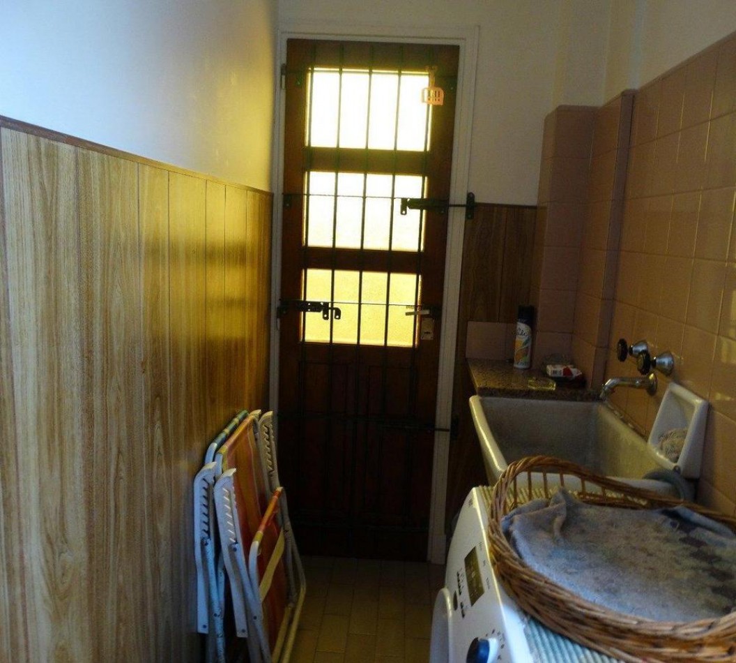 DEPARTAMENTO 3 AMBIENTES A LA CALLE BALCON Y PATIO