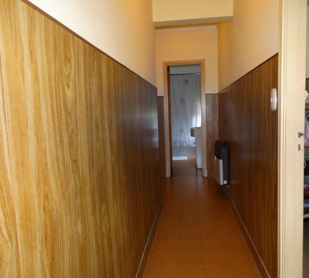 DEPARTAMENTO 3 AMBIENTES A LA CALLE BALCON Y PATIO