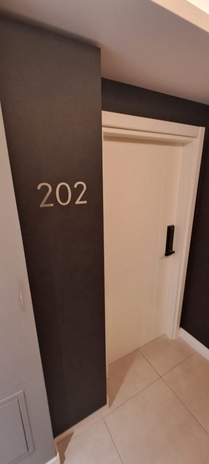 2 AMBIENTES A ESTRENAR CON COCHERA - EDIFICIO GENUS - LA RIOJA 3728