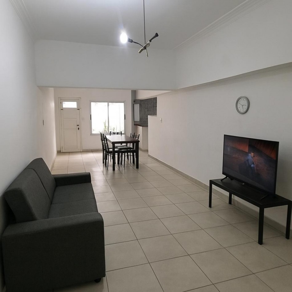 CHALET 3 AMBIENTES CON GARAGE