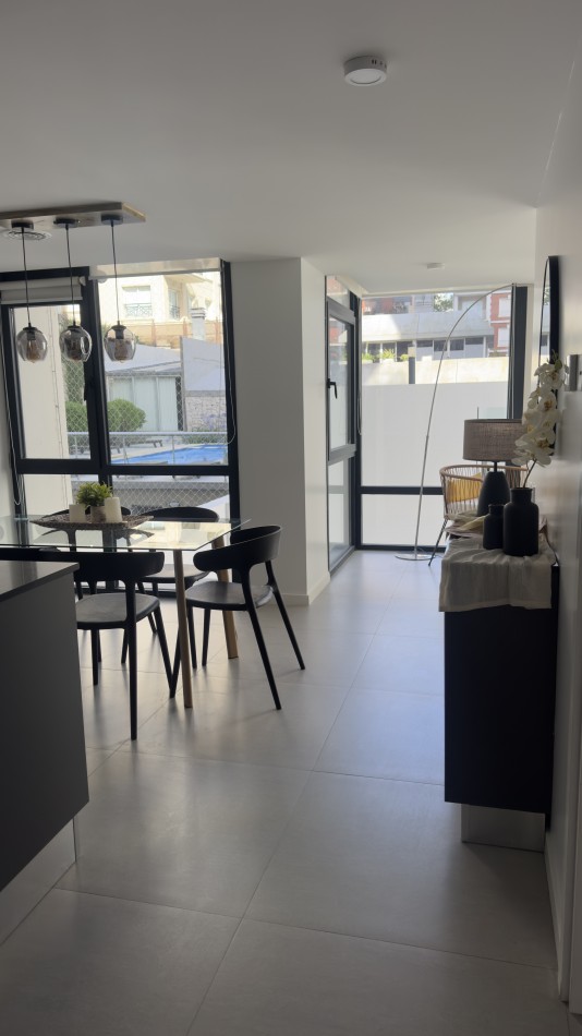 3 ambientes con cochera - Edificio Malecon Varese