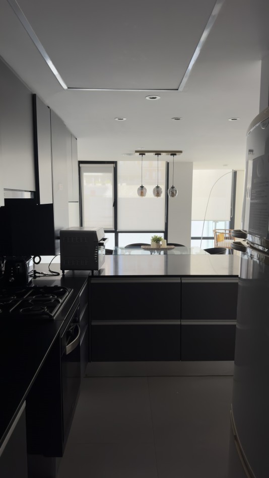 3 ambientes con cochera - Edificio Malecon Varese