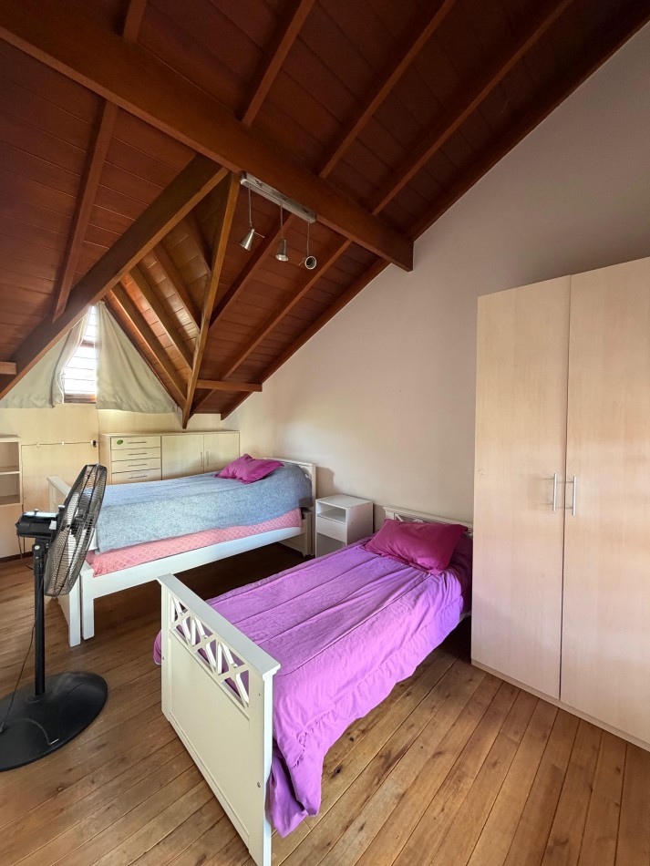 ALQUILER DE MARZO A DICIEMBRE - Chalet sobre lote 10x33 - Excelente entorno! A 5 cuadras de Guemes