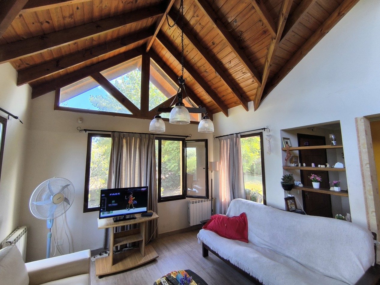 Chalet sobre lote de 1000mts en Sierra de los Padres
