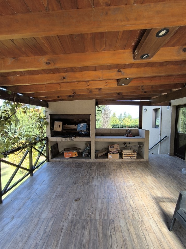 Chalet sobre lote de 1000mts en Sierra de los Padres