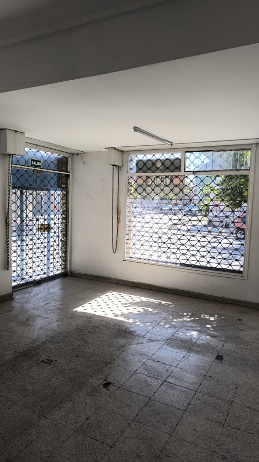 LOCAL Y DEPARTAMENTO