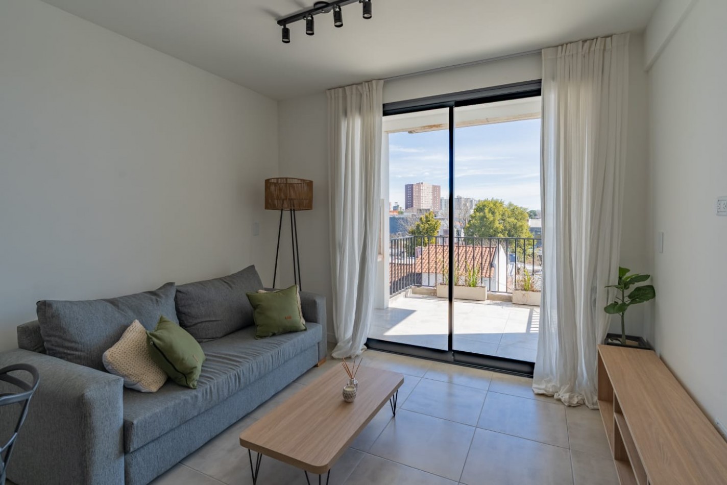 DEPARTAMENTO A ESTRENAR 2 AMBIENTES A LA CALLE