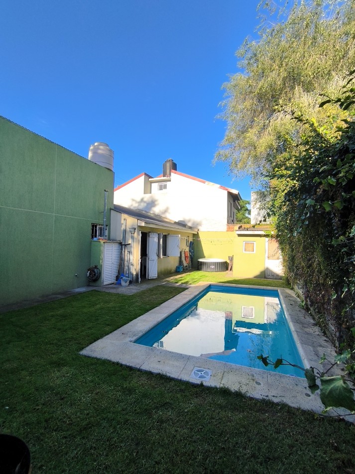 CHALET 3 AMB CON PISCINA