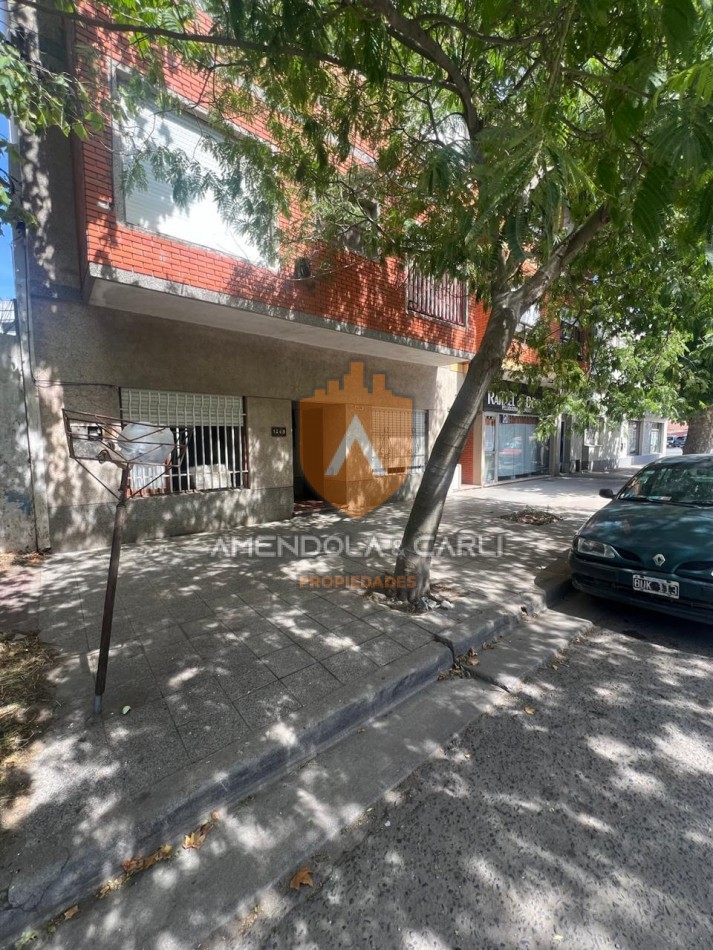 DEPTO 2 AMB A LA CALLE CENTRO DE MIRAMAR 