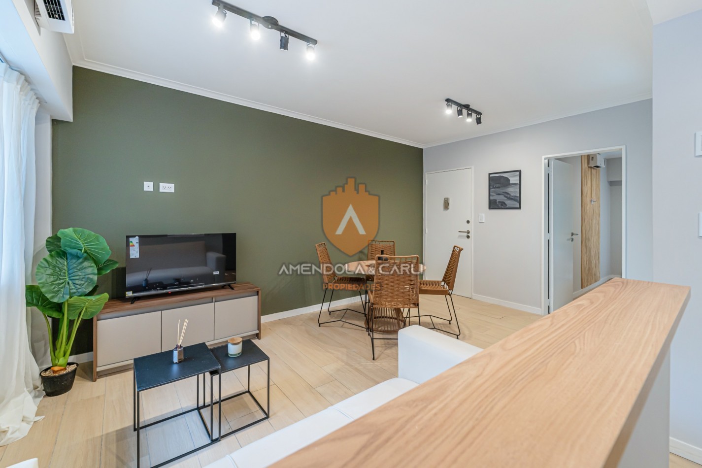 Departamento 2 amb en PB a la calle 