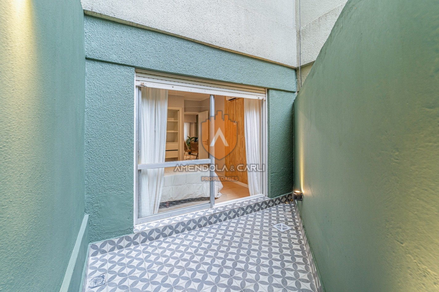 Departamento 2 amb en PB a la calle 