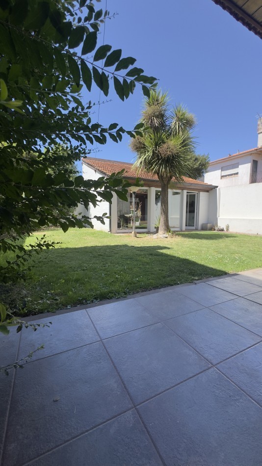 Chalet sobre lote 10x33 - Excelente entorno! A 5 cuadras de Guemes