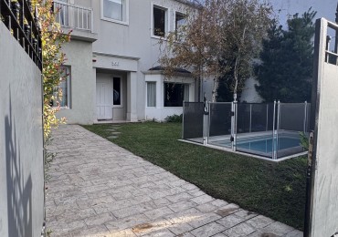 CHALET EN LO MEJOR DE PLAYA GRANDE