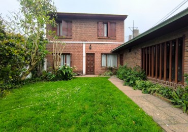 CHALET 5 AMBIENTES 