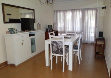 DEPARTAMENTO 3 AMBIENTES A LA CALLE BALCON Y PATIO